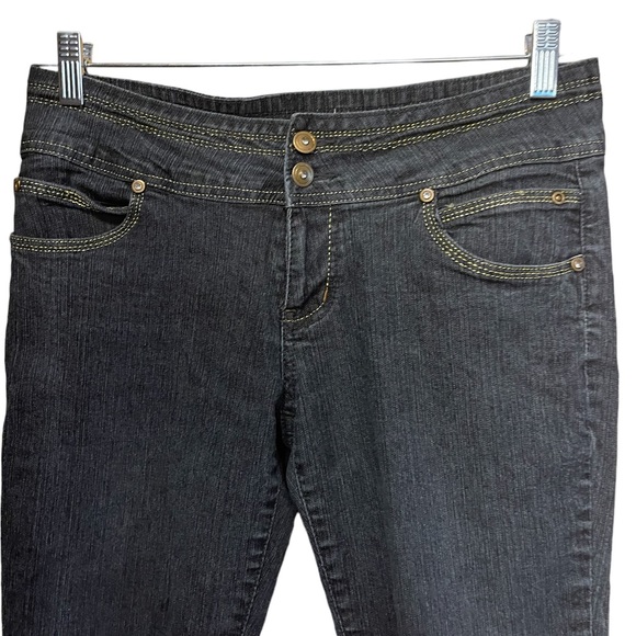 Hip Jeans - Picture 2 of 5